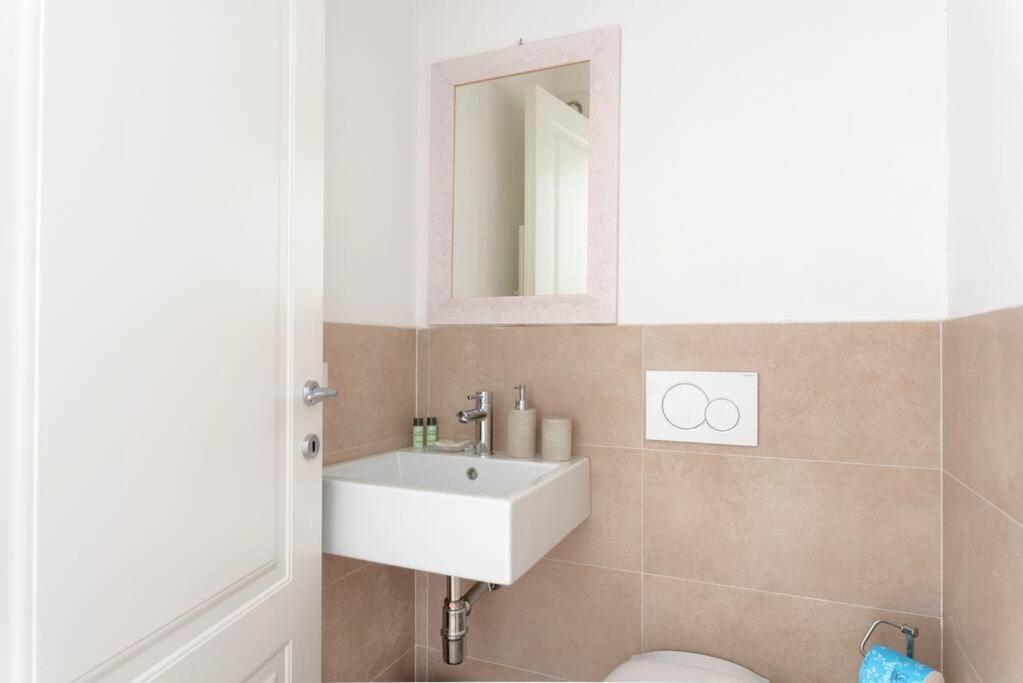 Porta A Prato 46 Apartment ฟลอเรนซ์ ภายนอก รูปภาพ