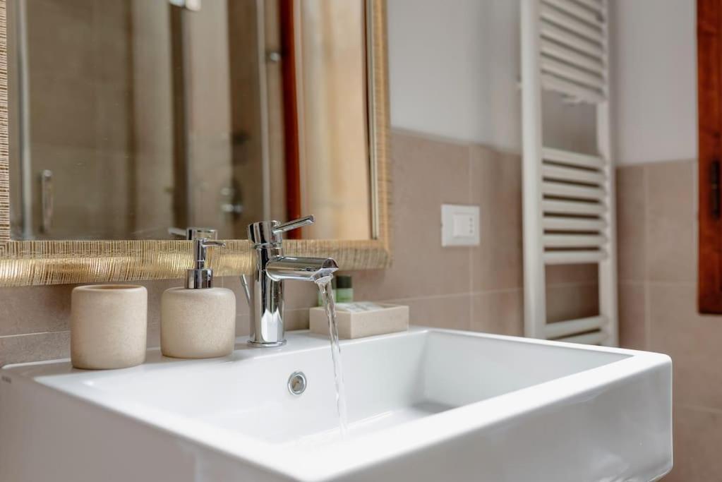 Porta A Prato 46 Apartment ฟลอเรนซ์ ภายนอก รูปภาพ