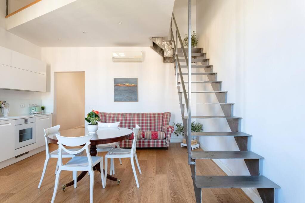 Porta A Prato 46 Apartment ฟลอเรนซ์ ภายนอก รูปภาพ